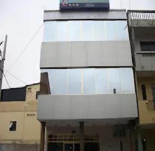 Hotel Premier Inn Manta Exterior photo